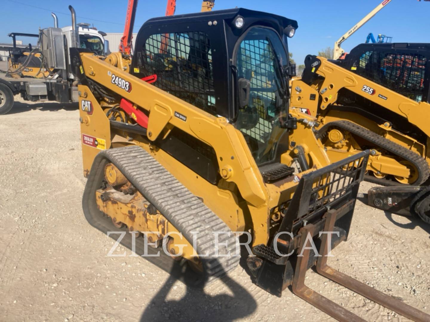 Photo of a  Caterpillar 249D3