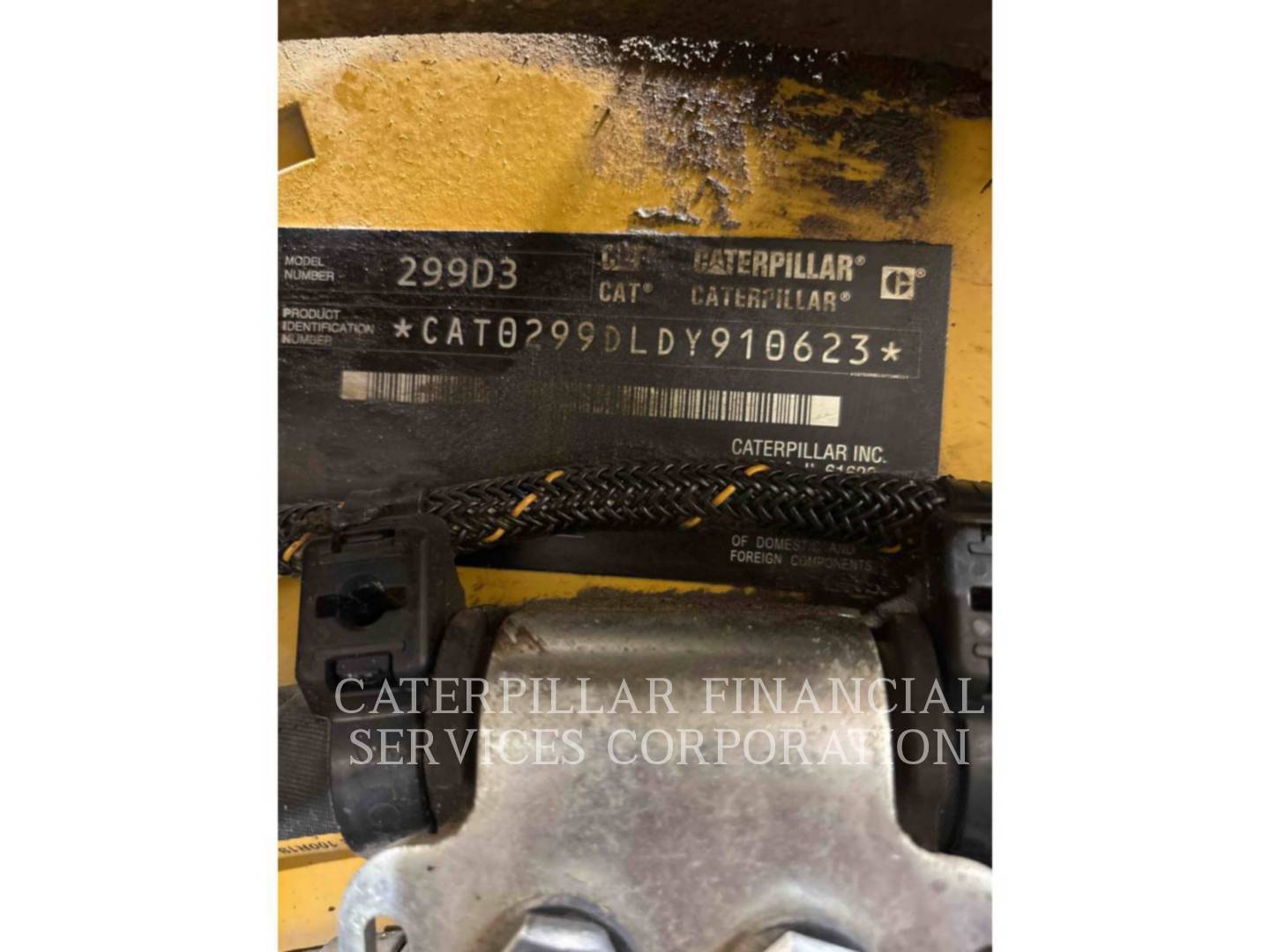 2023 CAT 299D3 - SERIAL_NUMBER_PLATE