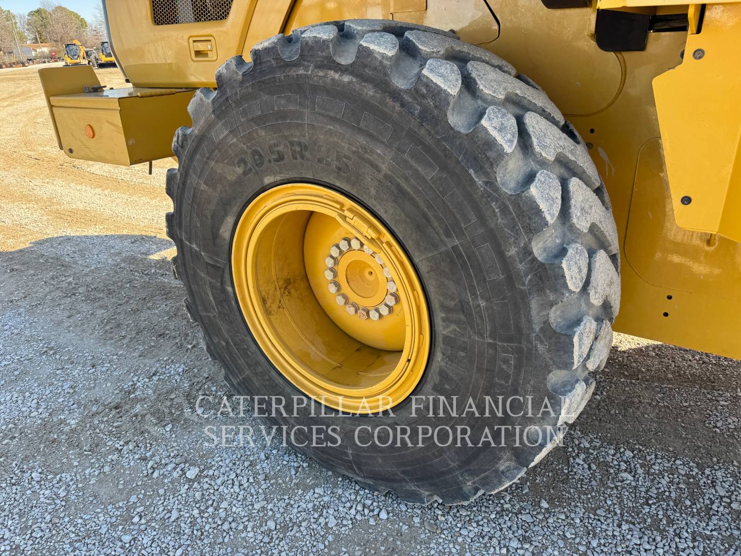 2023 CAT 926M - 18