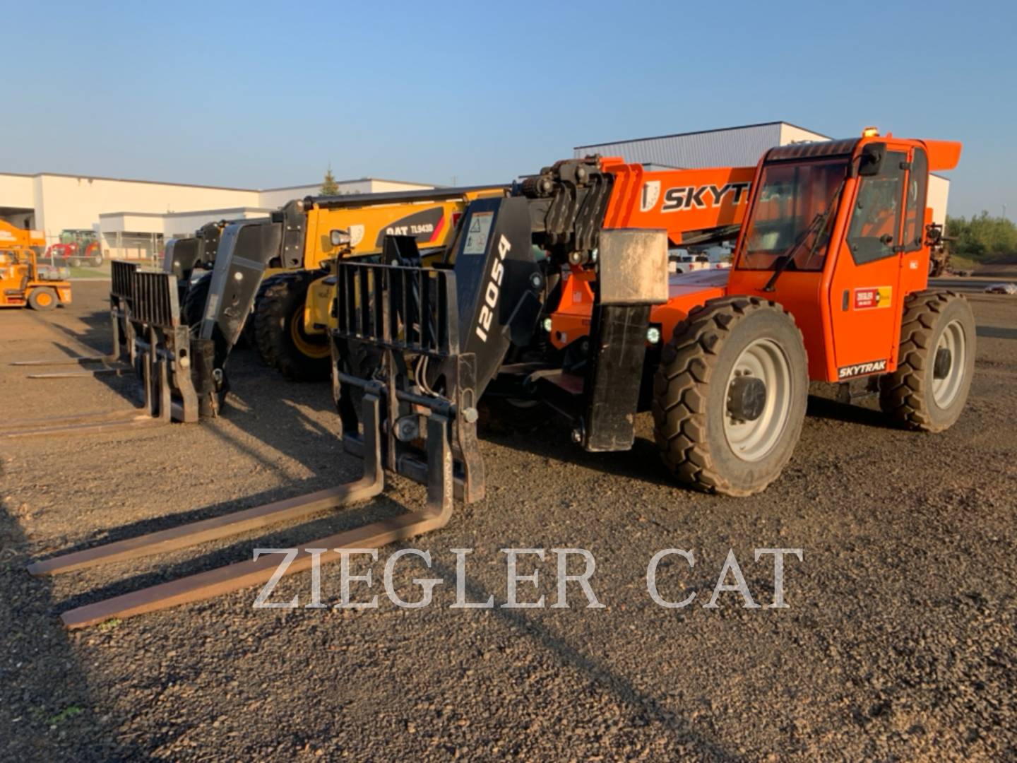 2022 JLG INDUSTRIES, INC. 12054
