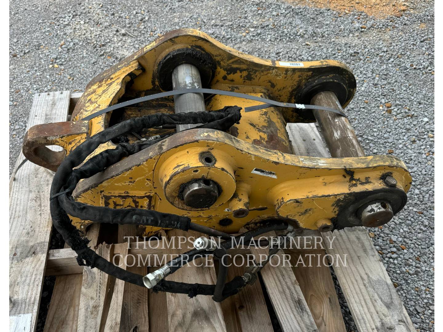 Photo of a  Caterpillar QUICK COUPLER