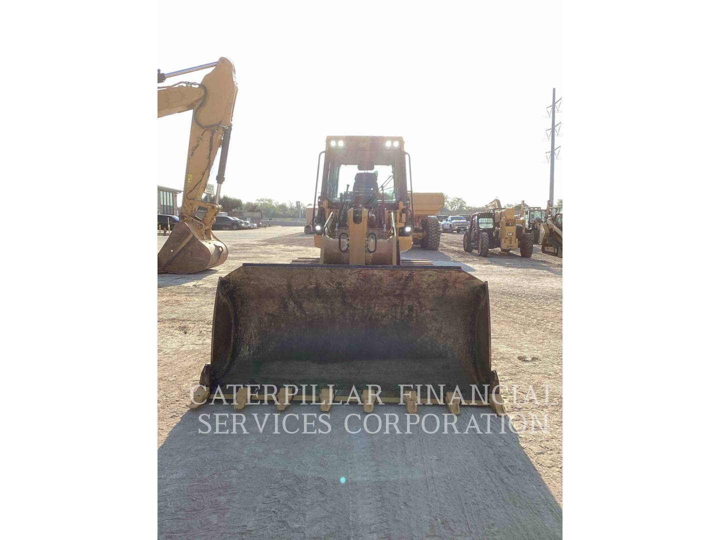 2023 CAT 963-12 - 11