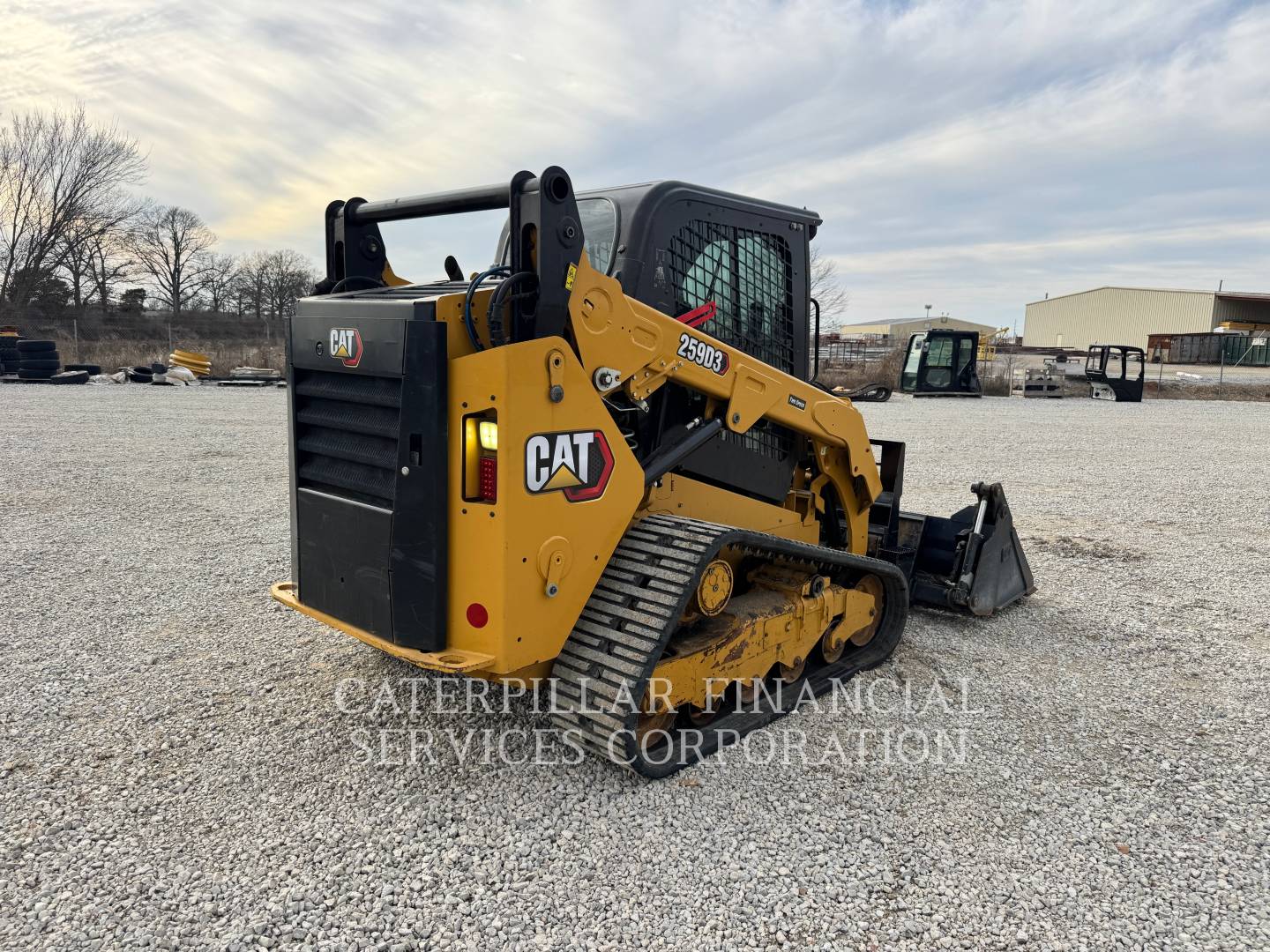 2023 CAT 259D3 - LEFT_REAR