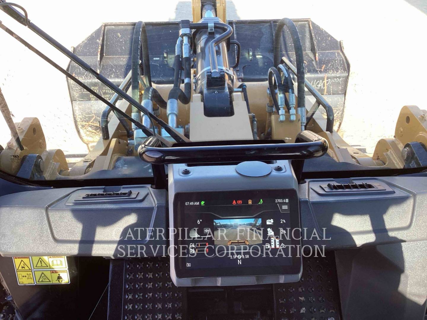 2023 CAT 963-12 - 32