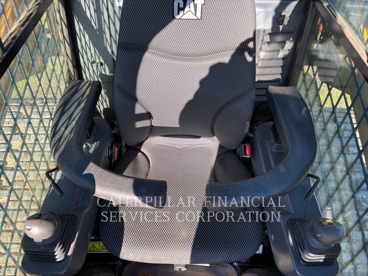2023 CAT 289D3 - 16