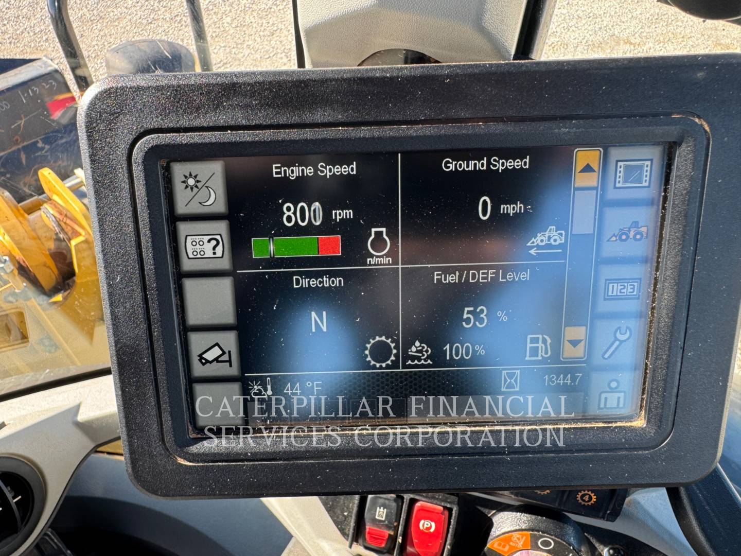 2023 CAT 926M - SERIAL_NUMBER_PLATE