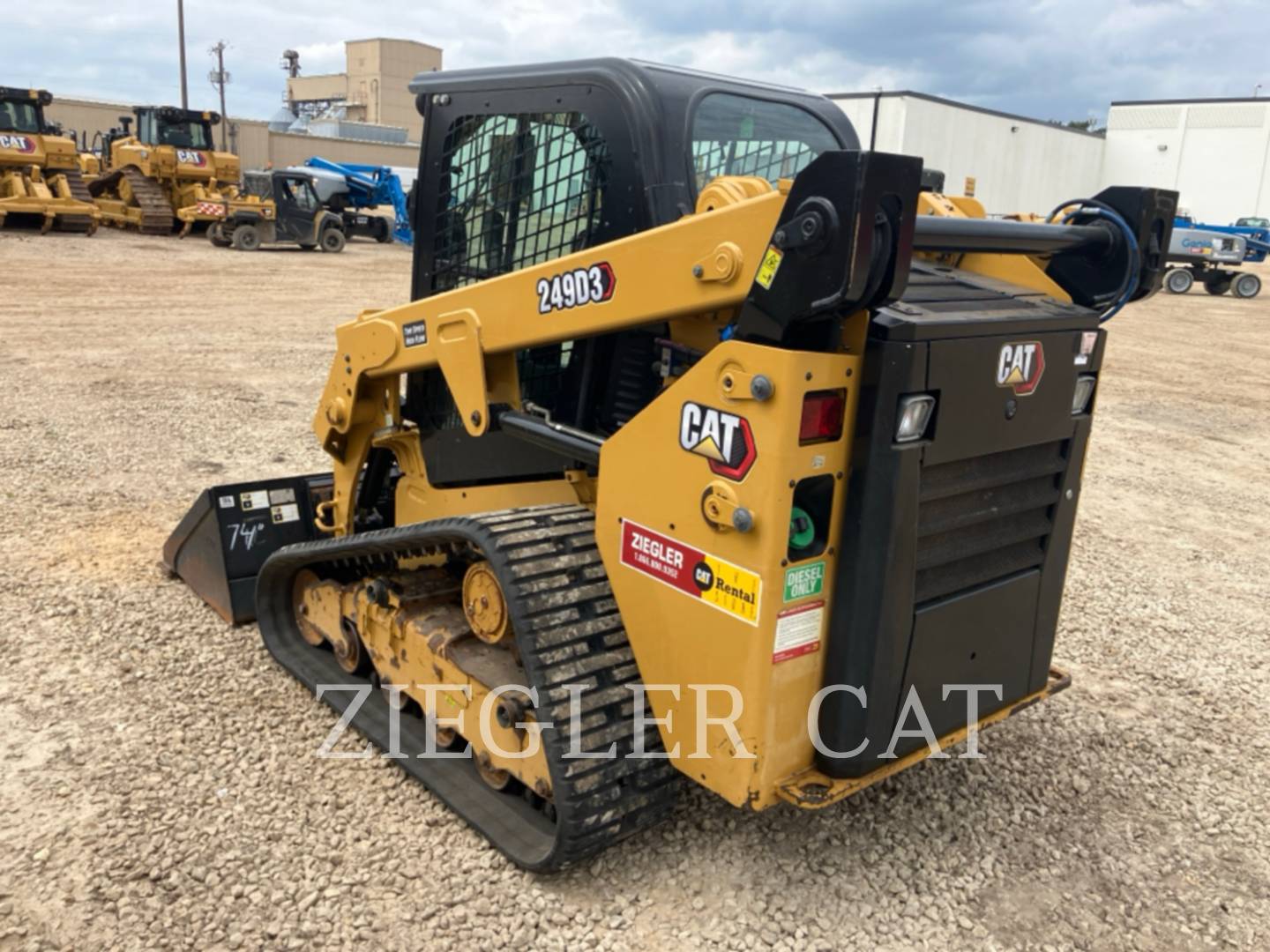 Photo of a  Caterpillar 249D3