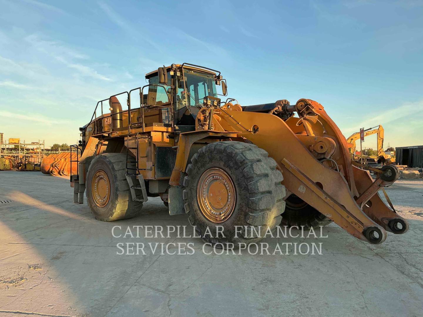 2021 CAT 988K XE - RIGHT_FRONT