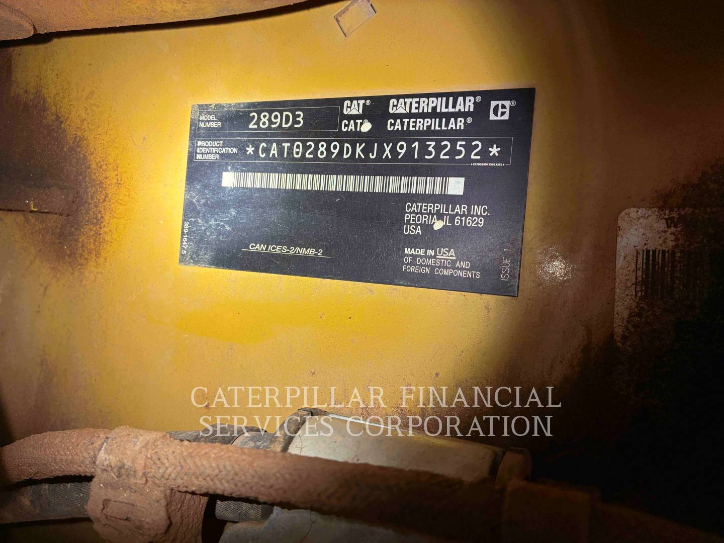 2023 CAT 289D3 - SERIAL_NUMBER_PLATE