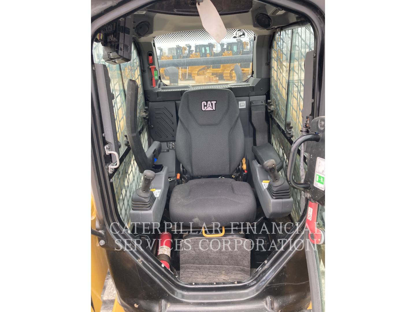 2025 CAT 255-05 - 19