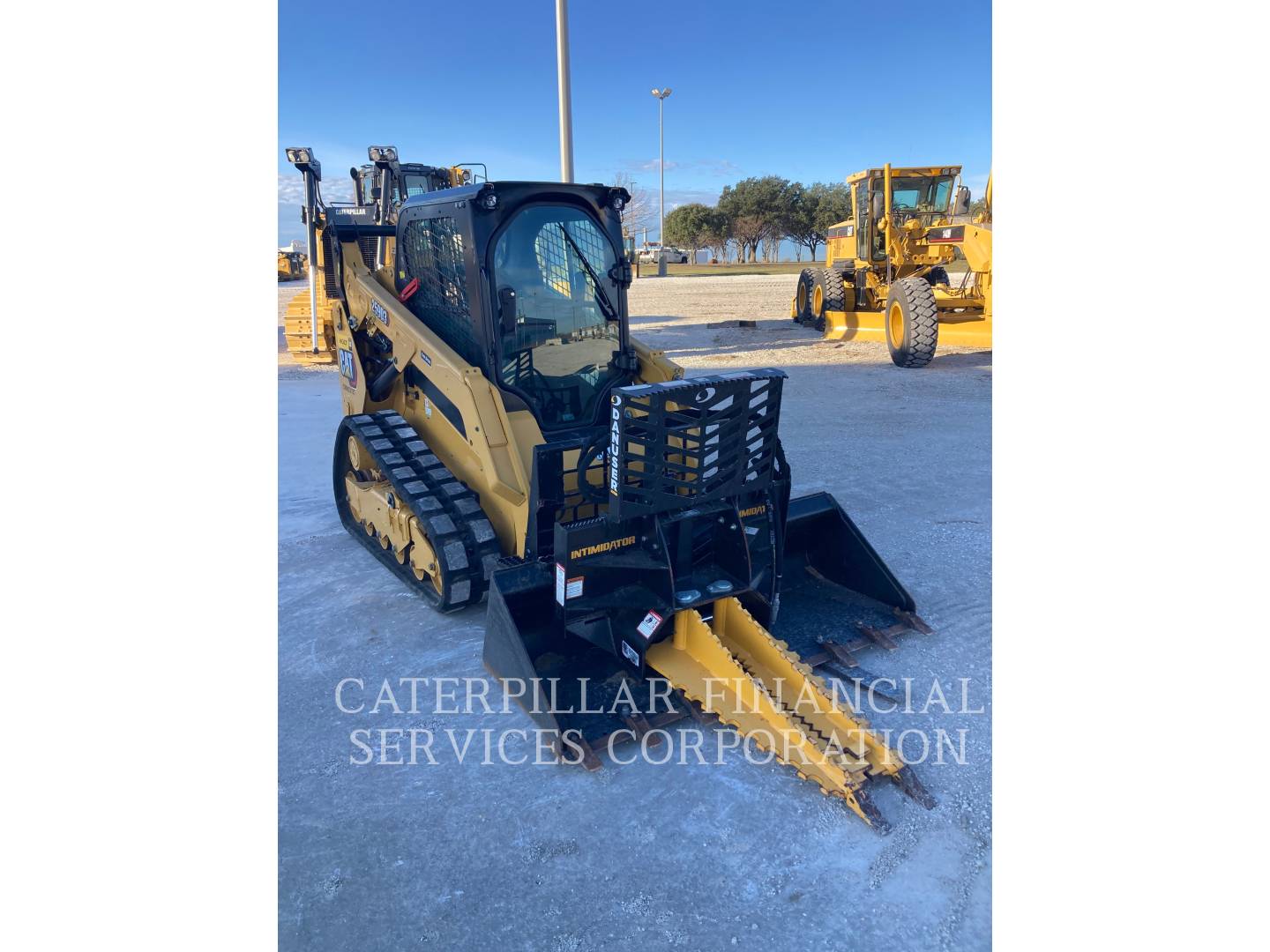 2023 CAT 259D3 - LEFT_FRONT