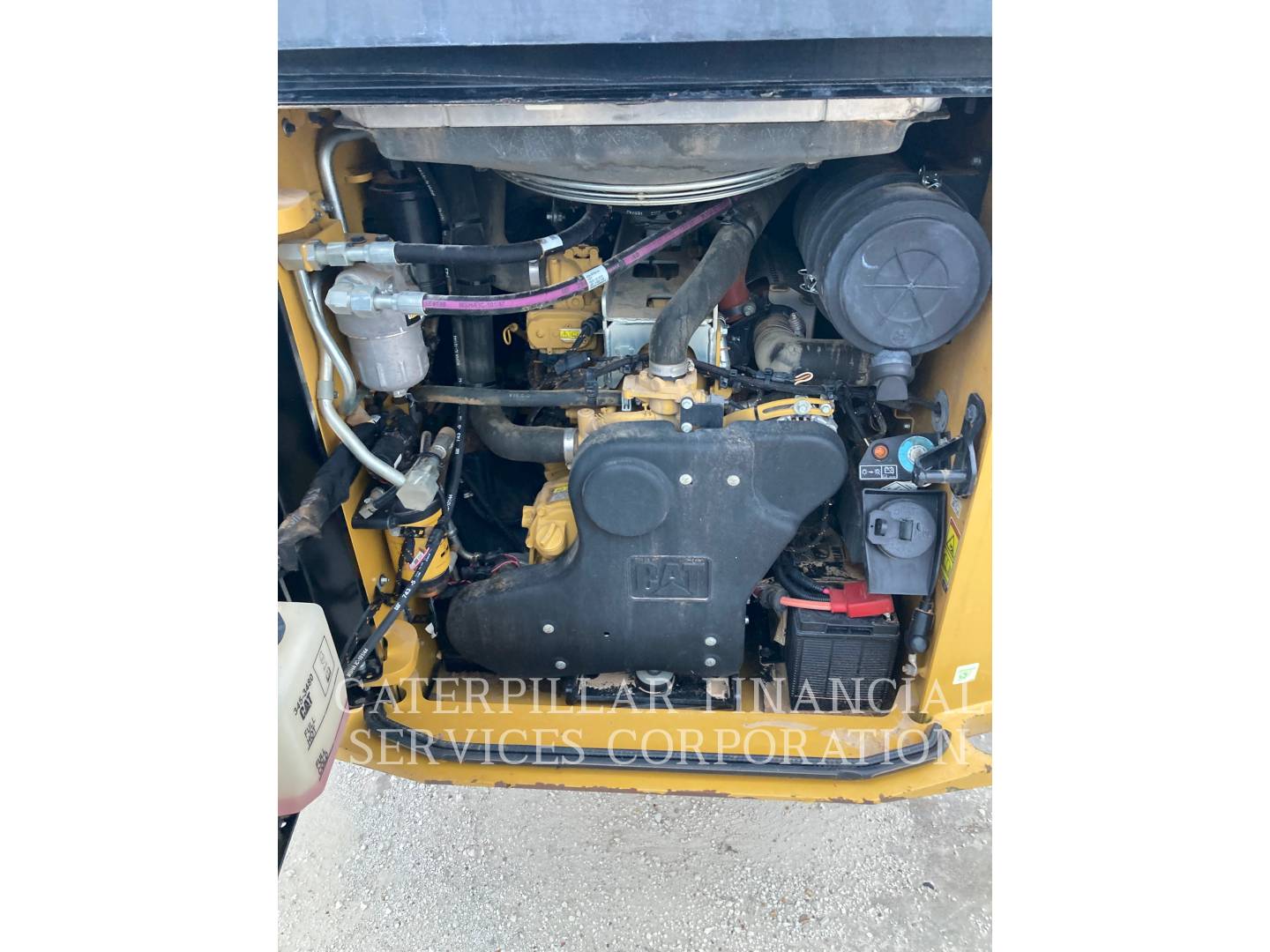 2022 CAT 299D3 - EMISSIONS_PLATE