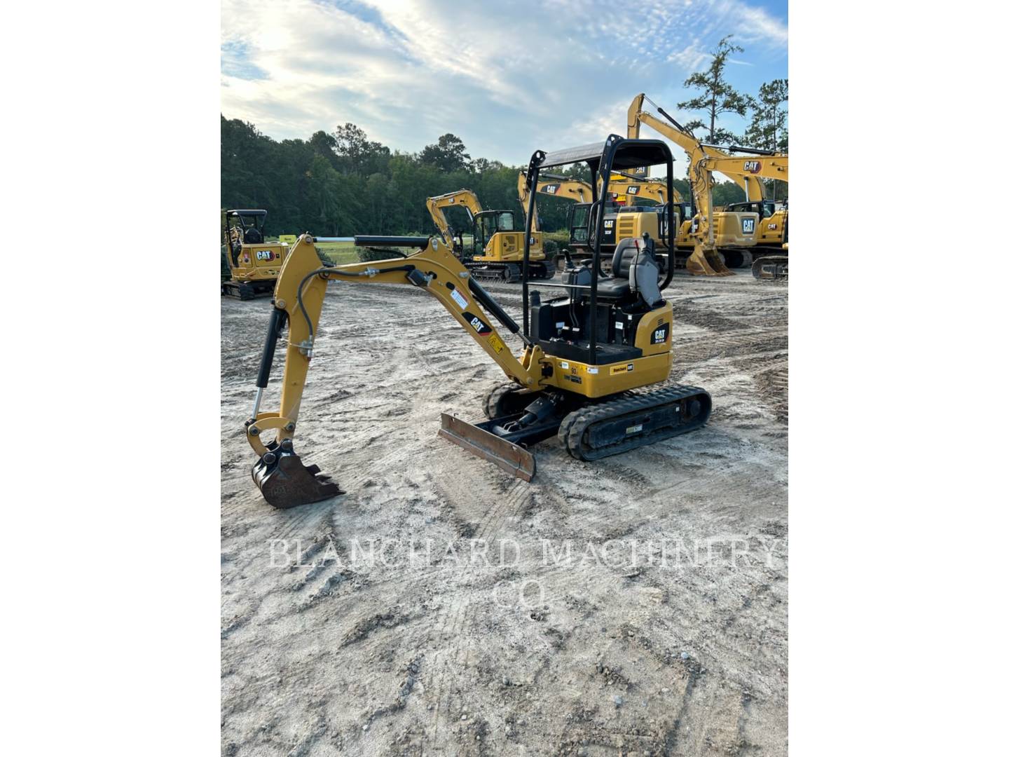 2018 Cat 301.7DCR