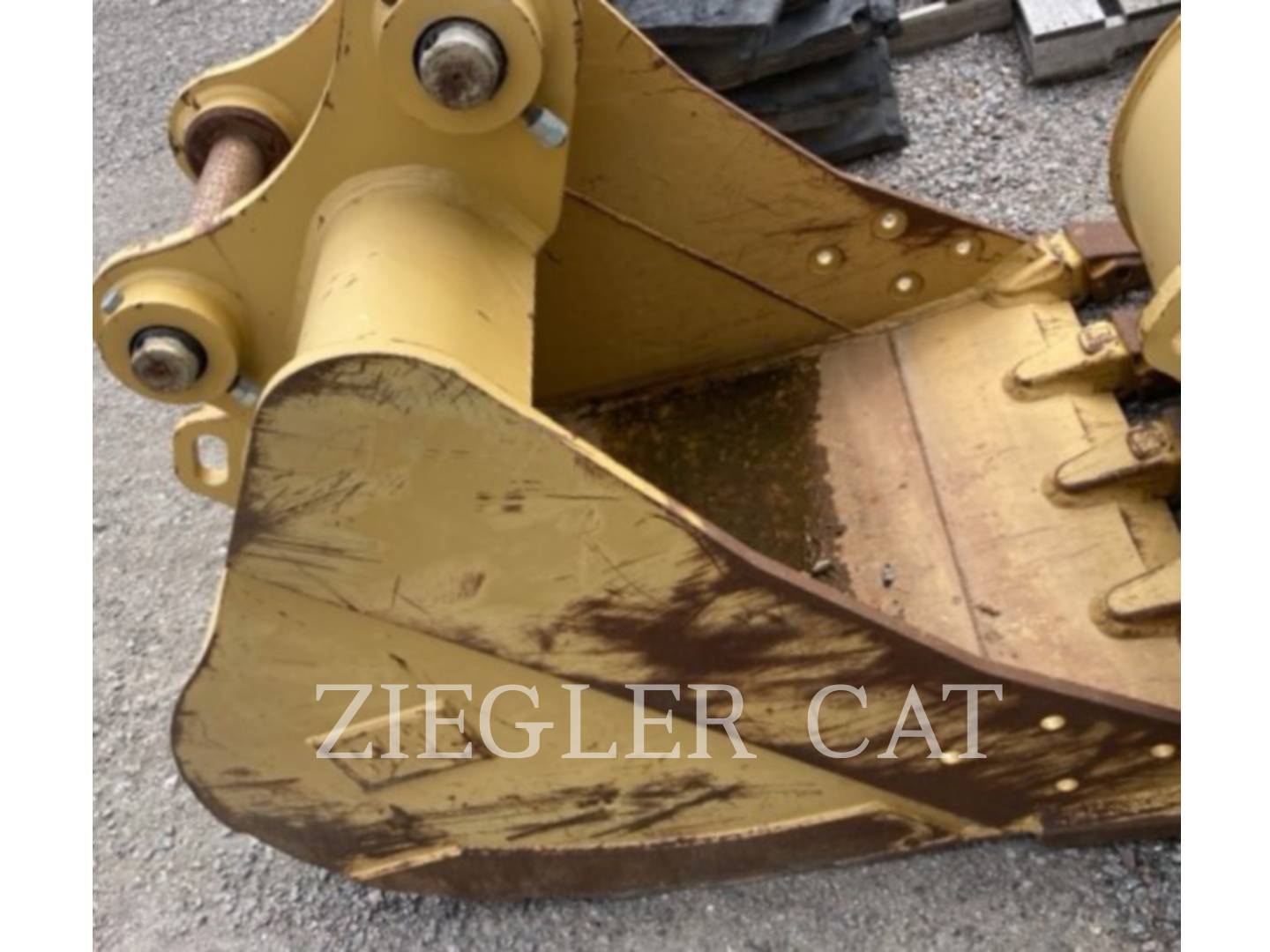 2021 CAT 316 LINK EXCAVATOR BUCKET 42" GENERAL DUTY