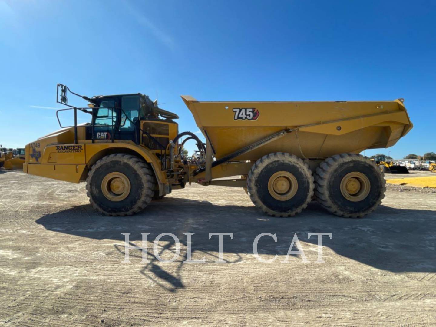  Caterpillar 745
