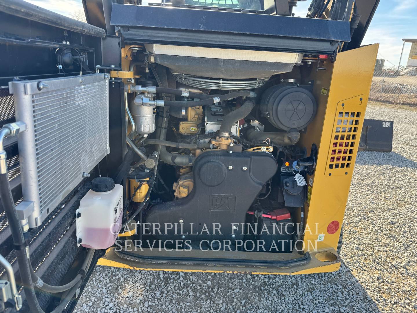 2024 CAT 299D3XE - EMISSIONS_PLATE