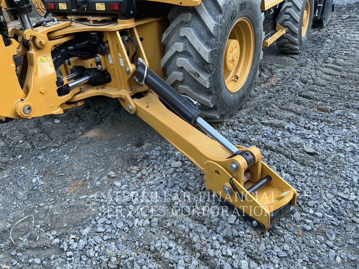 2024 CAT 42007XE - 11