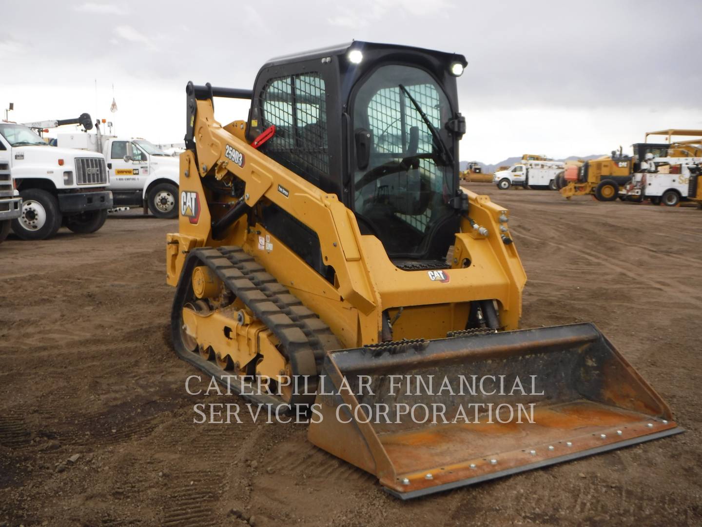 2021 CAT 259D3 - RIGHT_FRONT