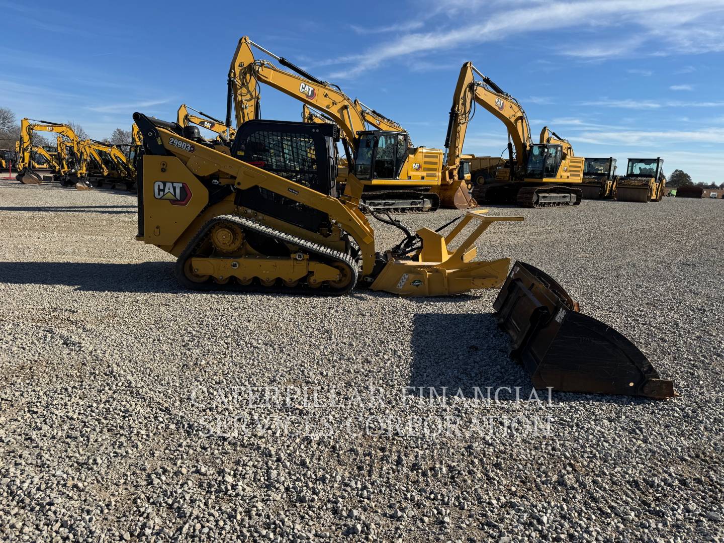 2024 CAT 299D3XE - 11