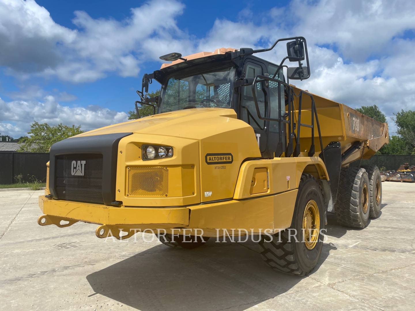  Caterpillar 730