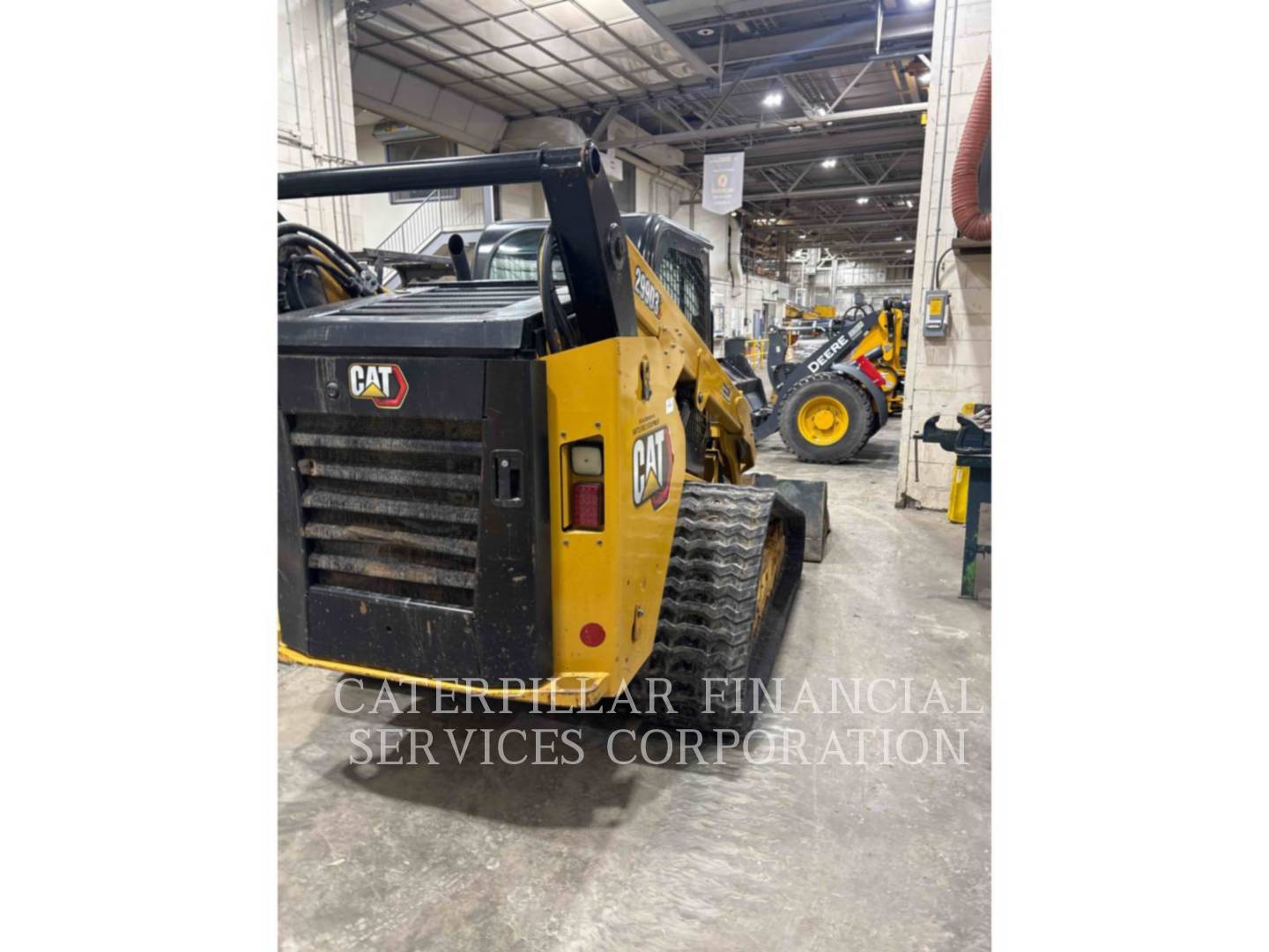 2023 CAT 299D3 - RIGHT_REAR