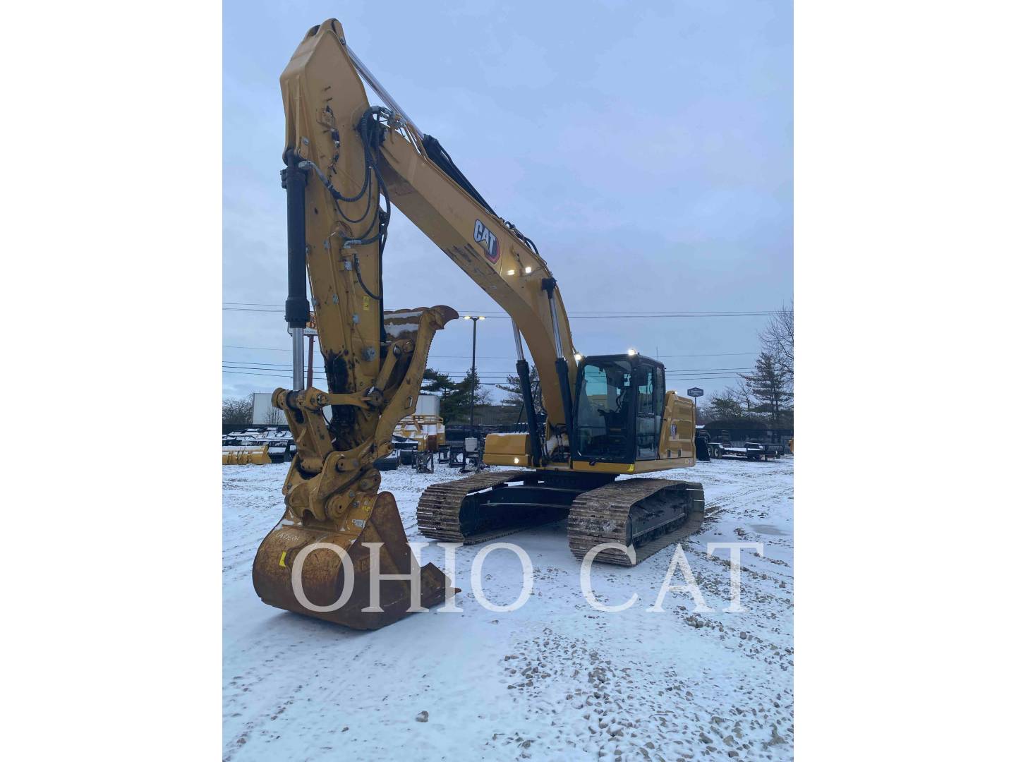 2022 CAT 330 07 - LEFT_FRONT