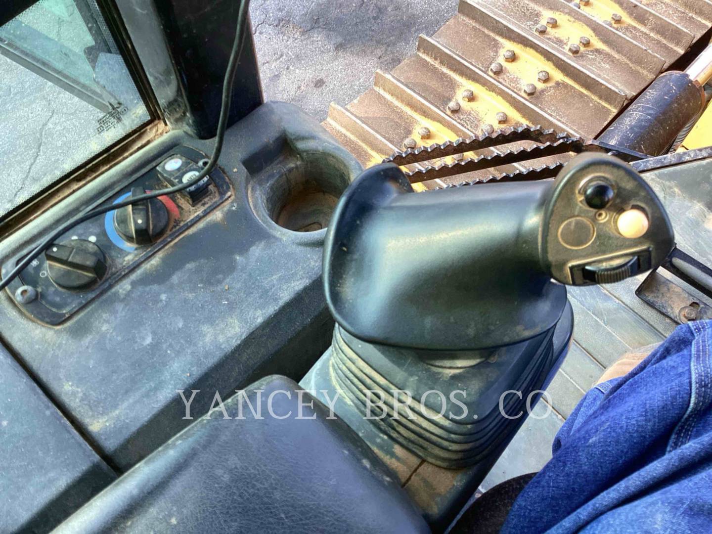 2015 CAT D6K2XL