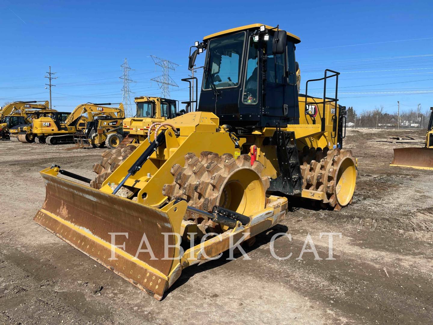 Photo of a  Caterpillar 815-11