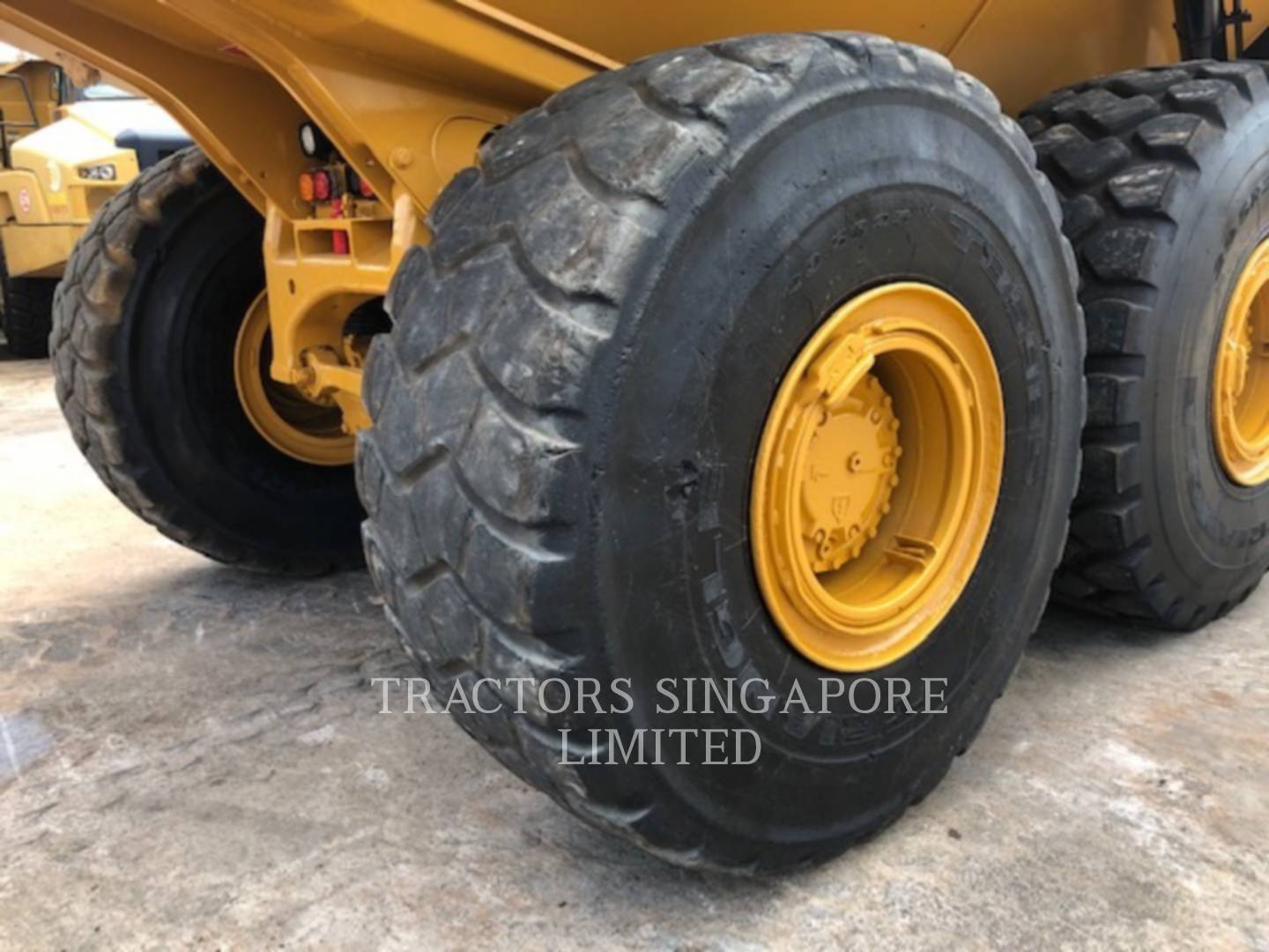 wtk?JHNyYz1lOWQxNTMzZWFhNjE1YTFjOWZhNTU5NDk3ZmNiMGE0NyYkdHh0PVRSQUNUT1JTJTIwU0lOR0FQT1JFJTIwTElNSVRFRCYyMzMxMA== 740B | Tractors Singapore