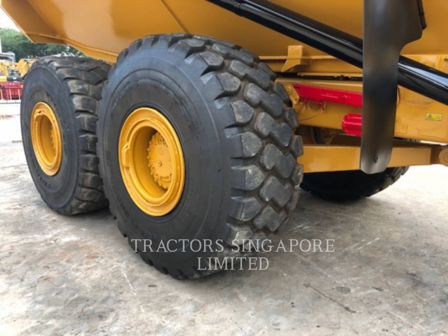 wtk?JHNyYz1lYTI0YzgyN2U5Njk1ZjQwZTJjMjgwMGYwZjM2MDg5ZiYkdHh0PVRSQUNUT1JTJTIwU0lOR0FQT1JFJTIwTElNSVRFRCYzNTQ1Ng== 740B | Tractors Singapore