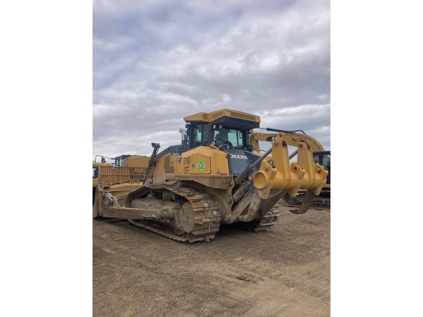 2020 John Deere 950K Tractor & Equipment Co.