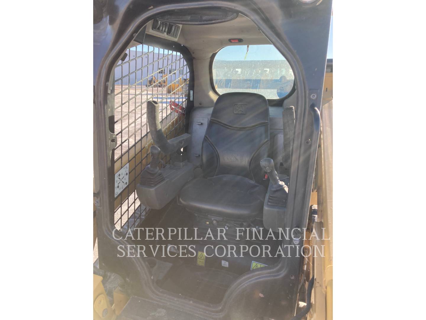 2022 CAT 259D3 - 18