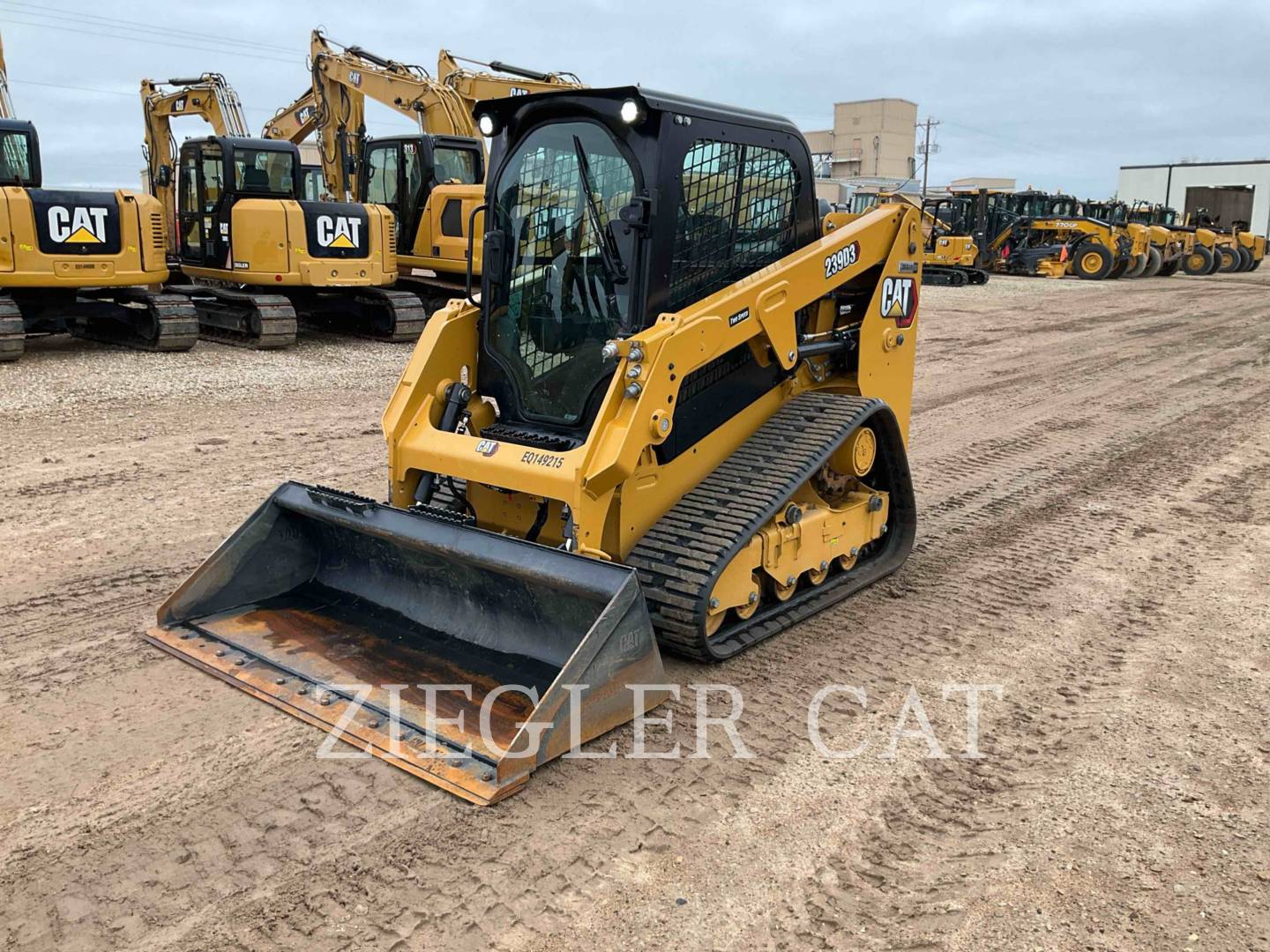 2021 CAT 239D3