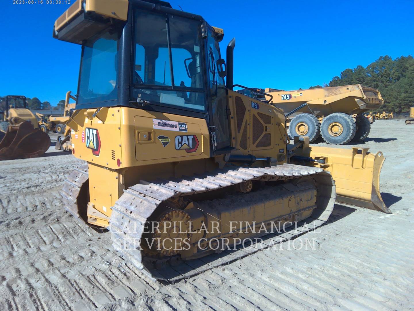 2022 CAT D3-12LGP - RIGHT_REAR