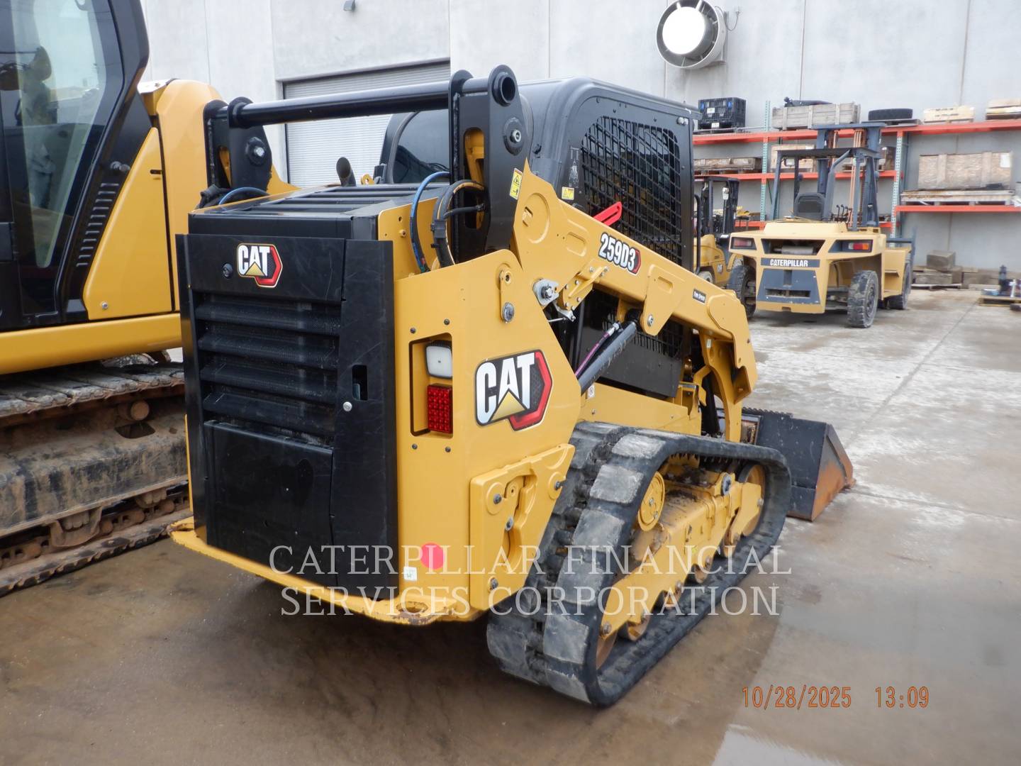 2023 CAT 259D3 - LEFT_REAR