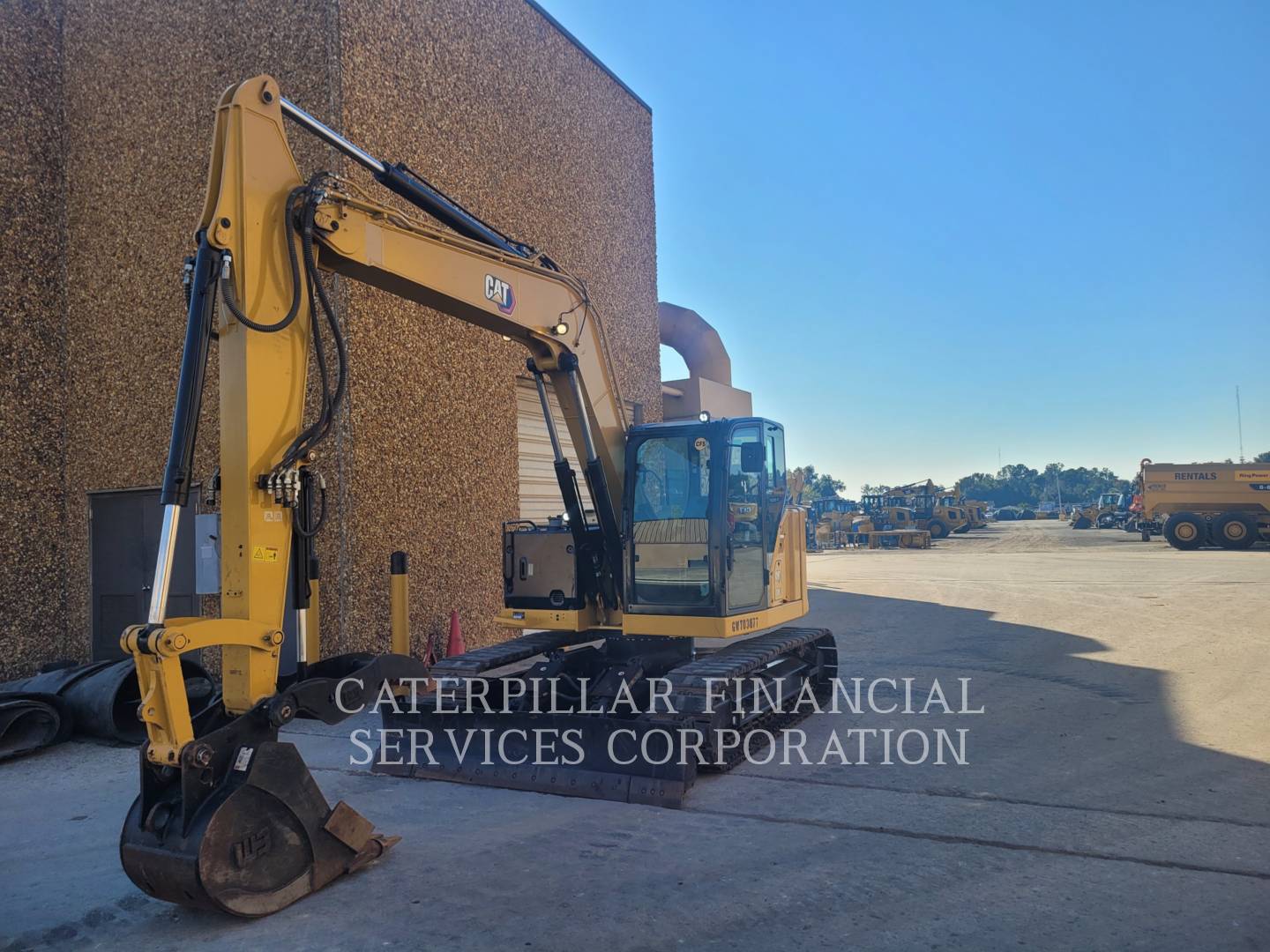 2024 CAT 310-07 - LEFT_FRONT