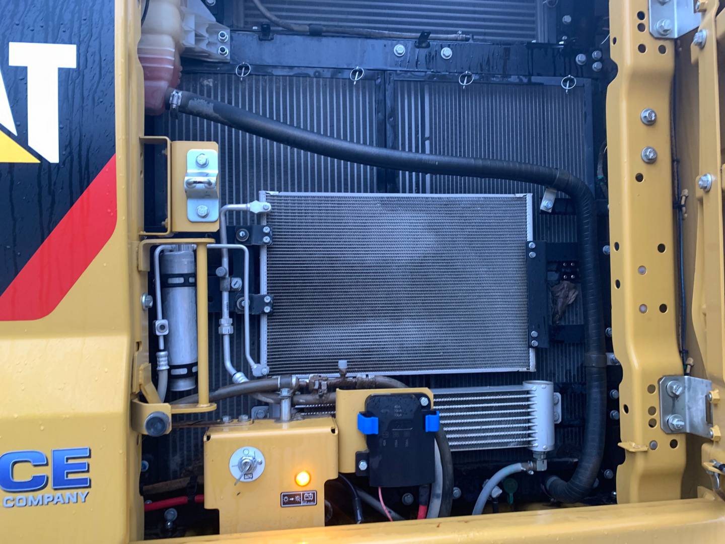 2018 Cat 323 Tractor & Equipment Co.