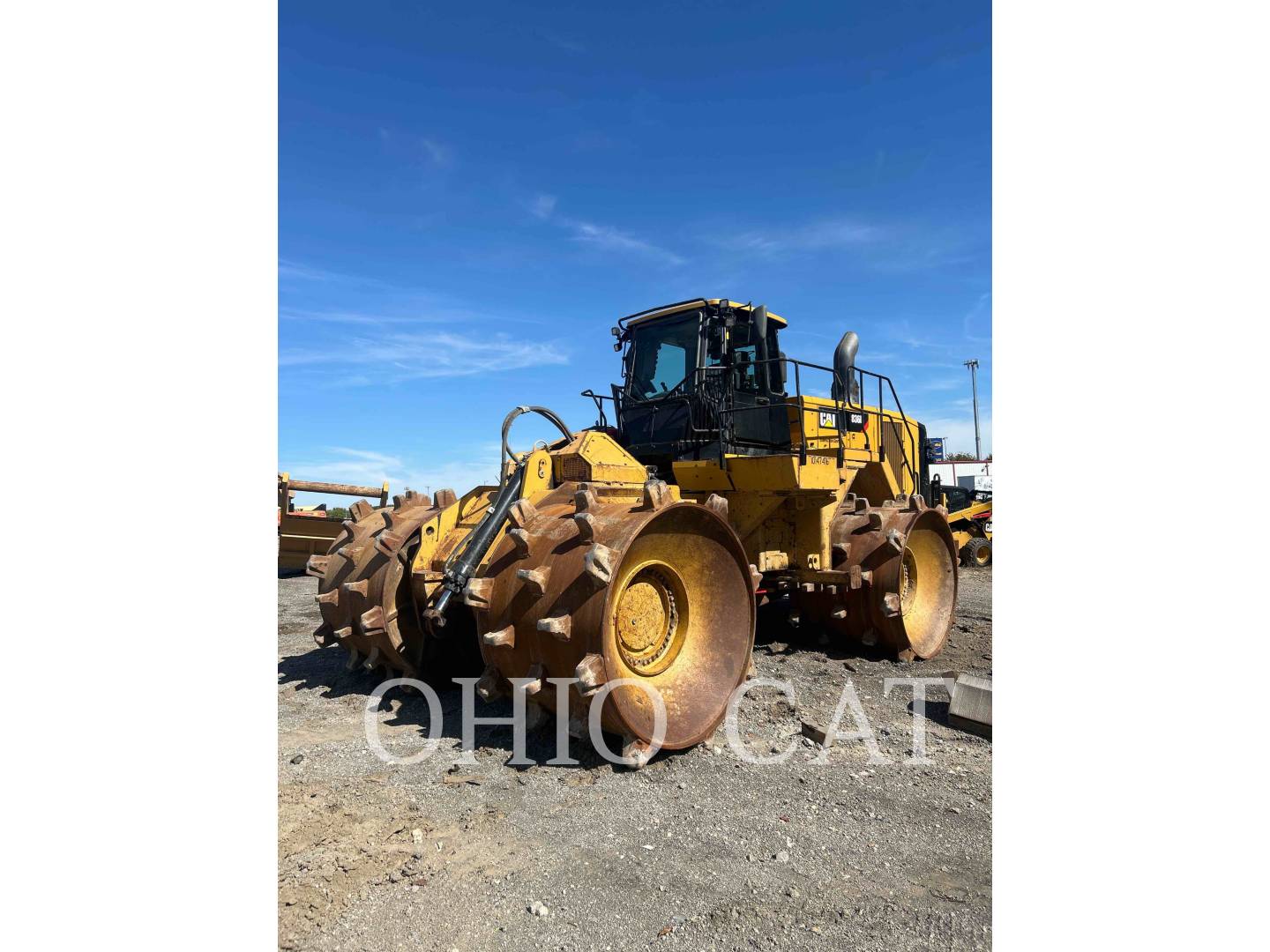 2020 CAT 836K - LEFT_FRONT