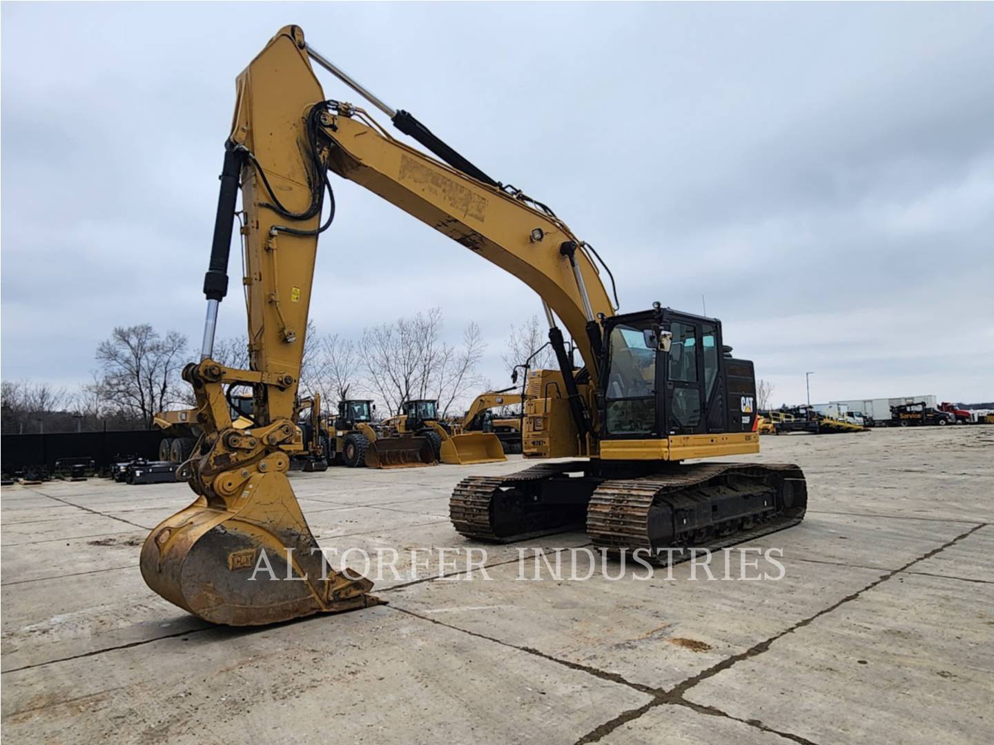  Caterpillar 335F LCR