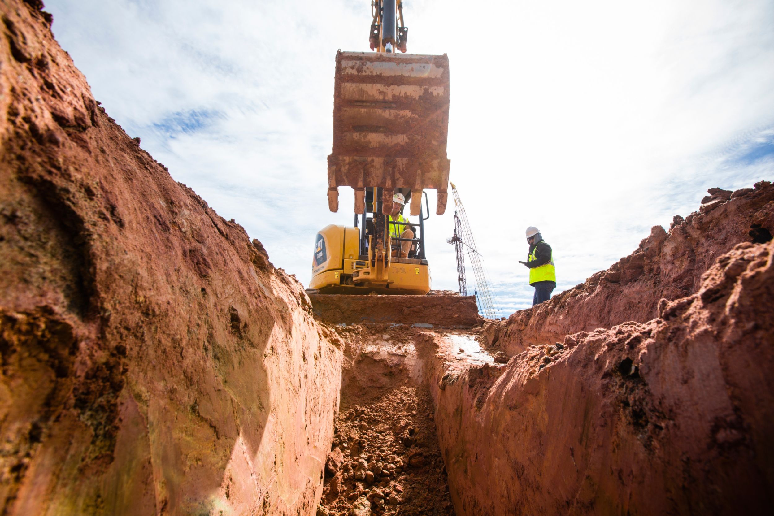 Parvin’s team used a Cat® 304E CR Mini Hydraulic Excavator to dig concrete footings. On job sites with varied building requirements, Parvin says this versatile machine makes it easy to dig the correct parameters to minimize concrete waste and maximize profit every time.