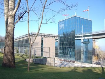 Вне центра данных в Украине Image