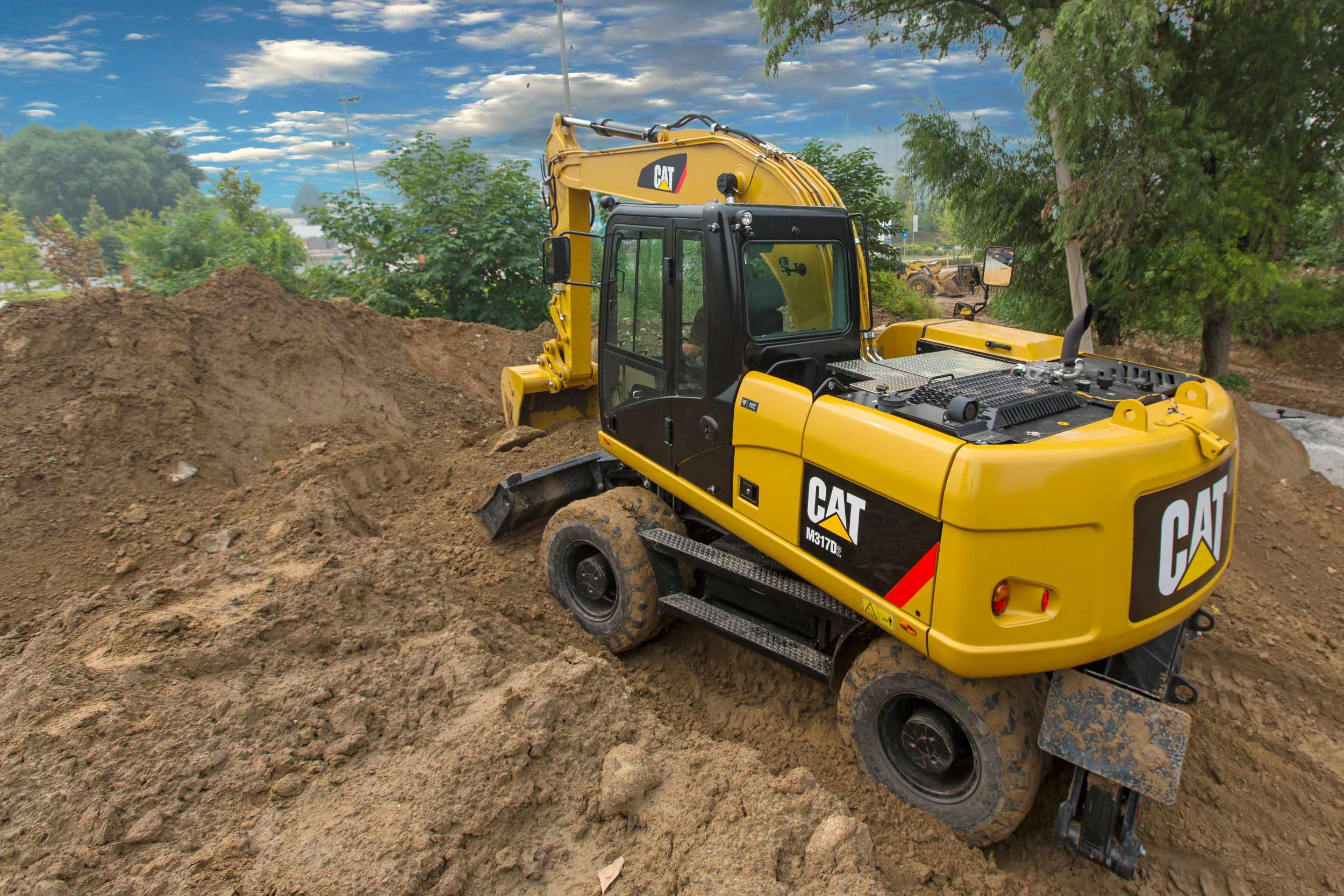 wheel excavator operator training