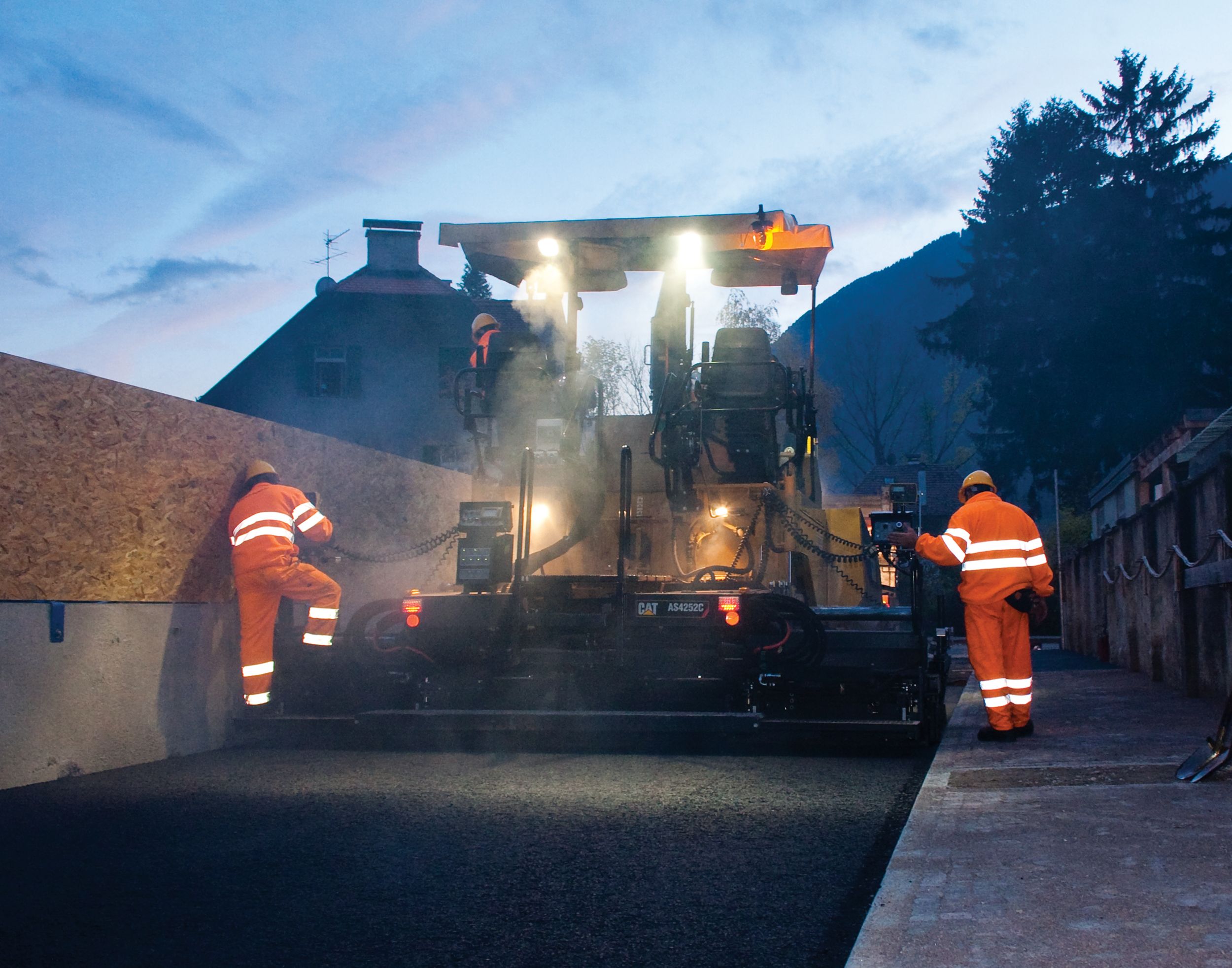 A Cat AP500E Asphalt Paver