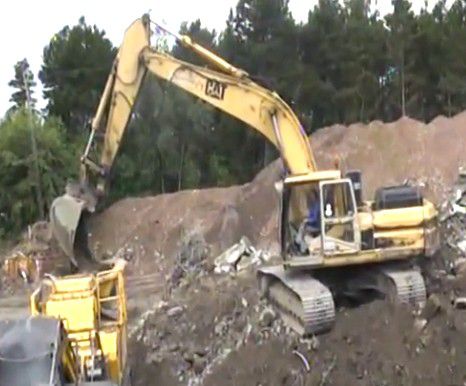 325L Hydraulic Excavator