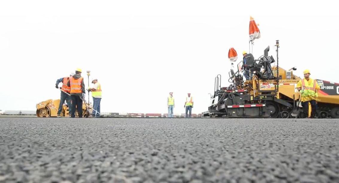 Cat® Customers Turn Old Shingles into a New Runway at Chicago O’Hare Airport