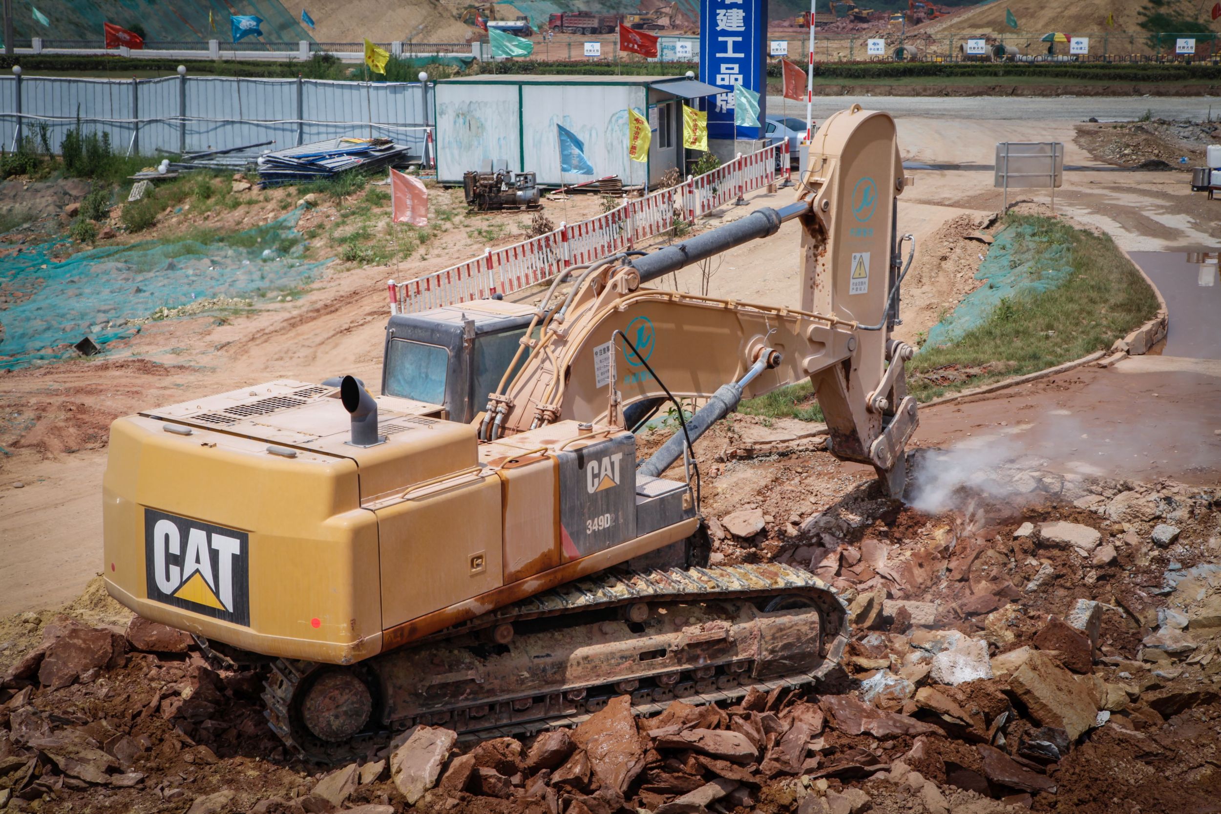 In China, ripper applications on excavators are commonly used in areas where blasting hard rock isn’t an option.