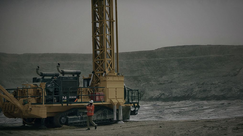 Rotary Drills Mining Drills Cat Caterpillar