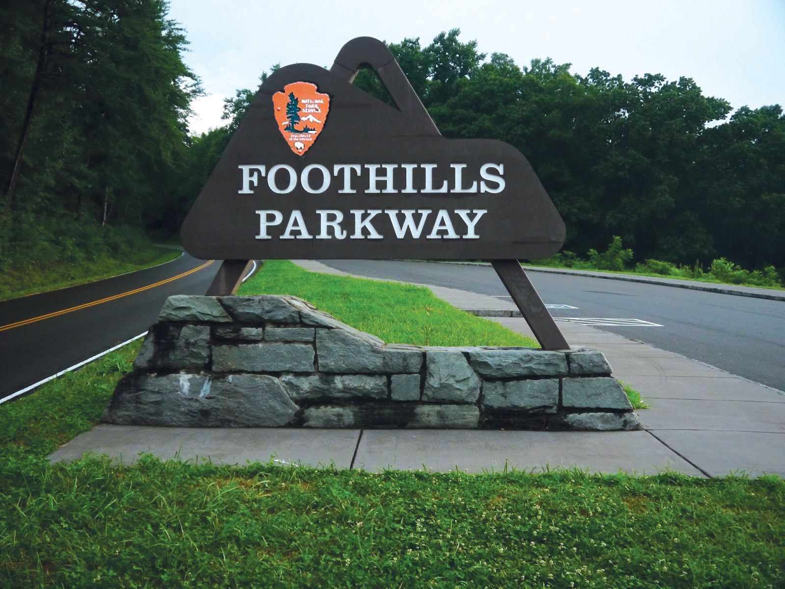 Locals refer to it as “The Missing Link,” a 1.65-mile stretch in the foothills of the Great Smoky Mountains that for years has proved an obstacle to completing a key segment of the envisioned 72-mile national scenic road called the Foothills Parkway.