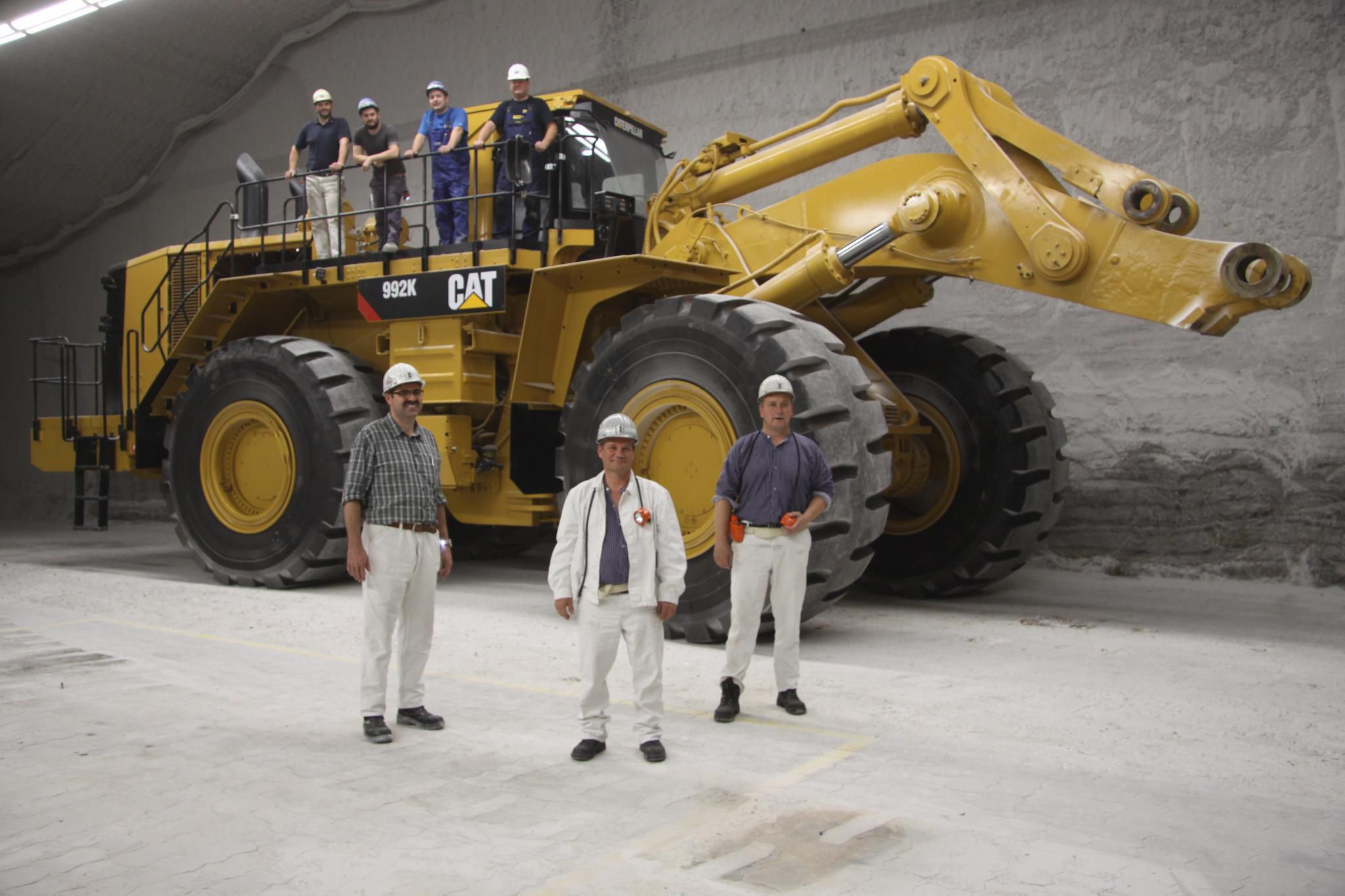 Working together, K + S and Cat® dealer Zeppelin customized the 992K for its challenging work deep below ground.