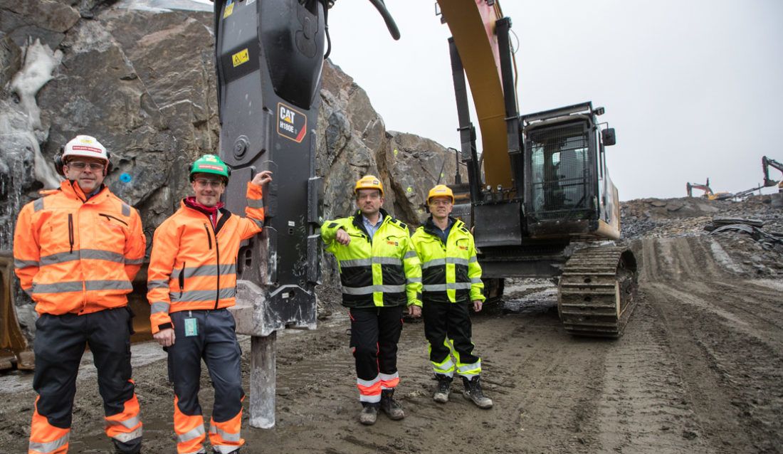 Park & Anlegg relies on Caterpillar’s biggest hammer, the H180ES, to help clear the way for Norway’s largest ongoing infrastructure project.